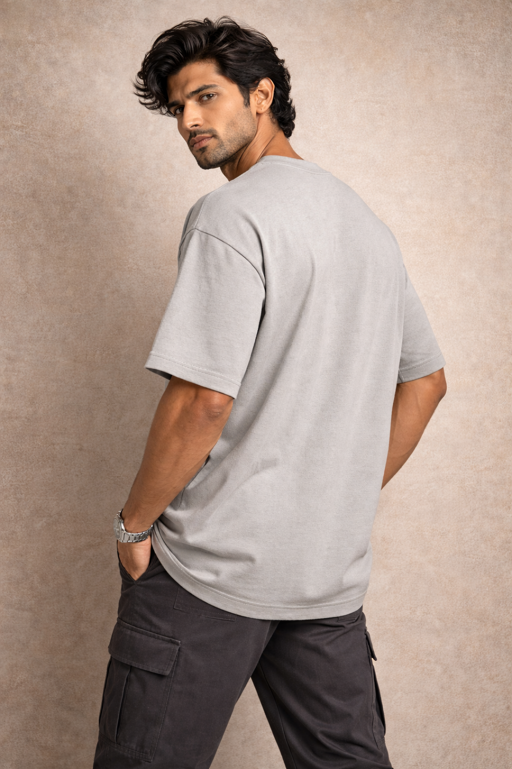 Zwuri Men Solids Oversized Tee