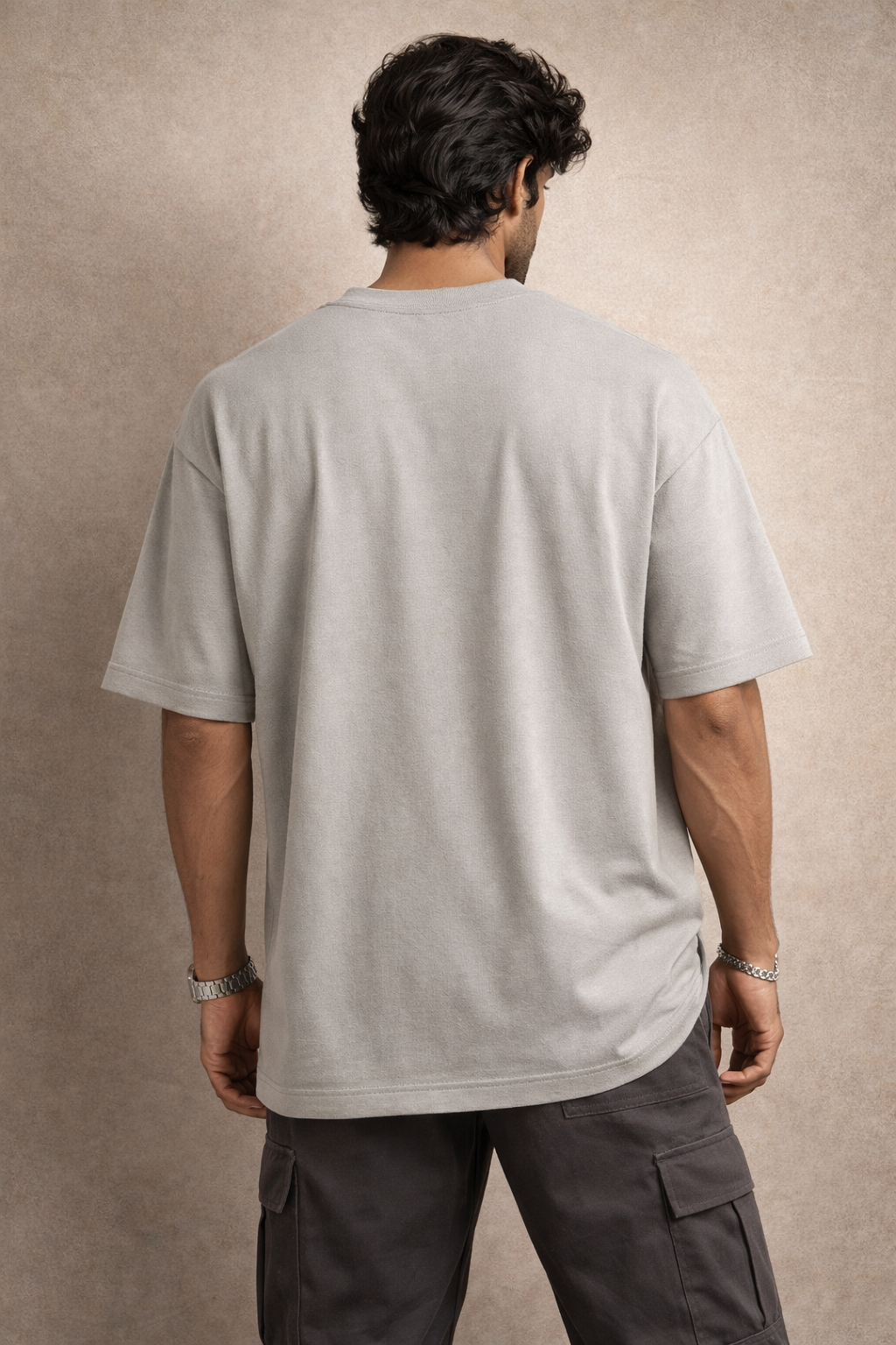 Zwuri Men Solids Oversized Tee