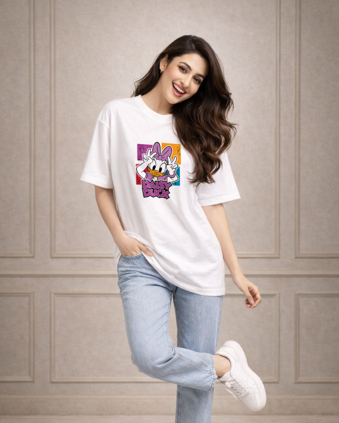 Zwuri Women Daisy Duck Oversized Tee