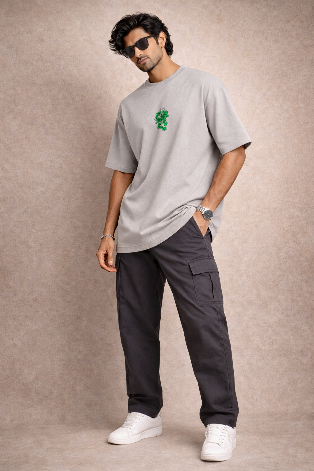 Zwuri Men Dragon Sword Oversized Tee