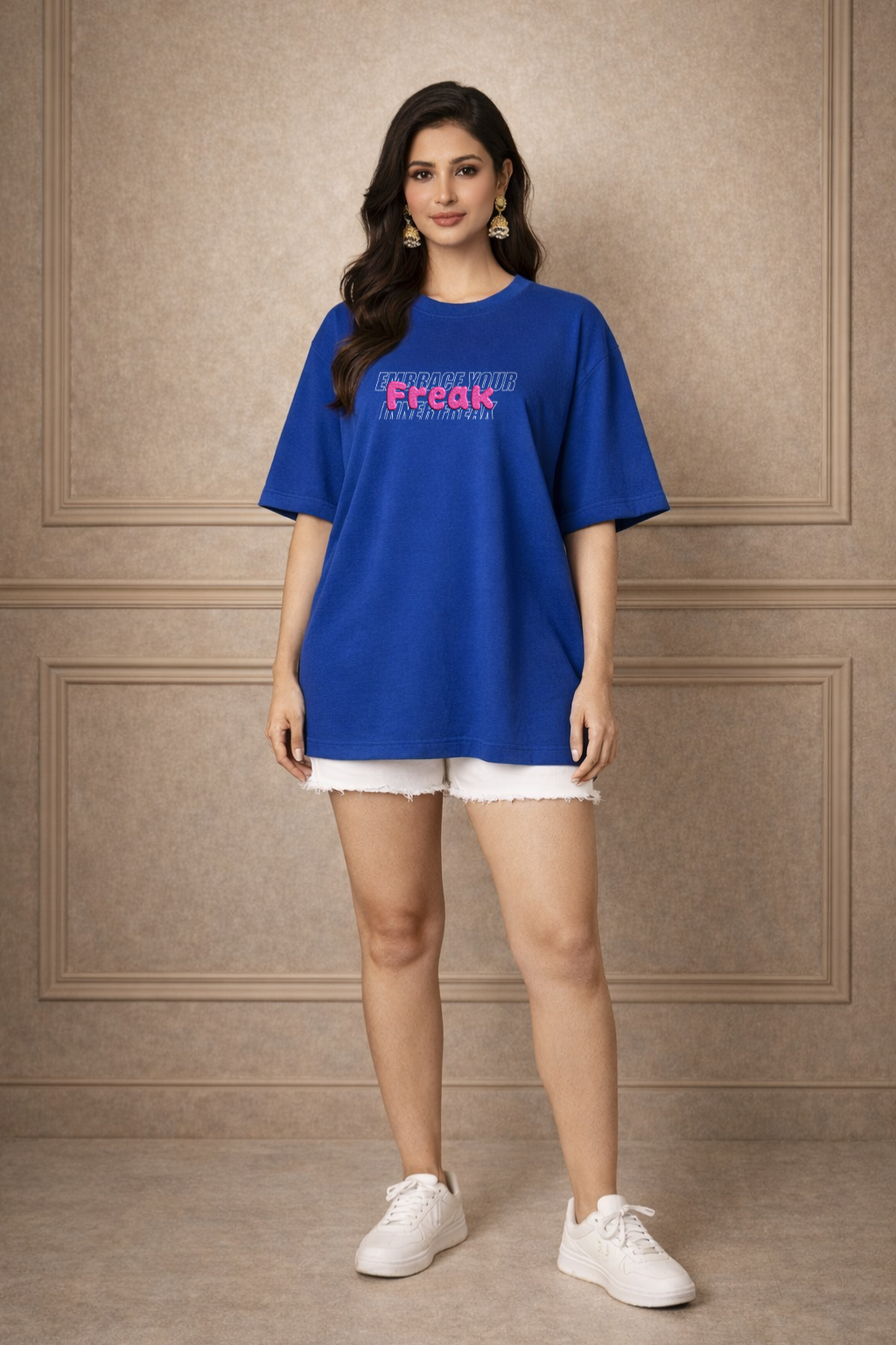 Zwuri Women Freak Oversized Tee